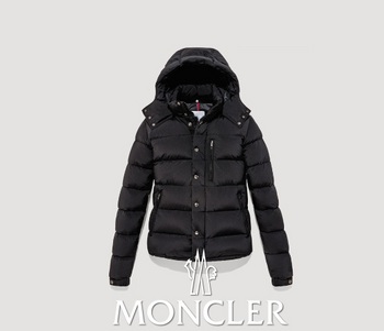 MONCLERARC.jpg